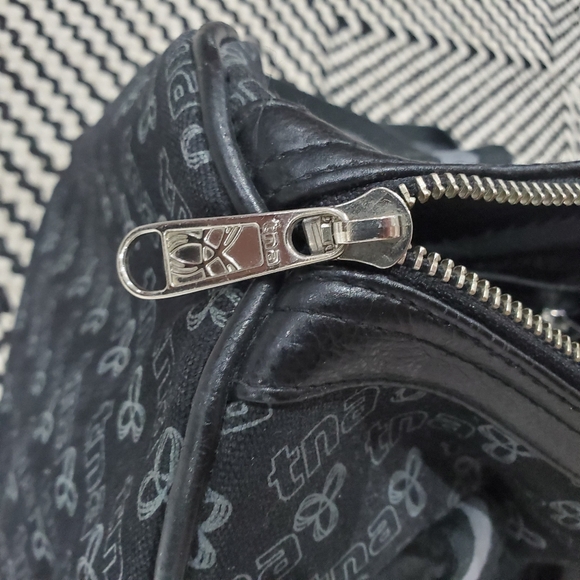 ARITZIA TNA Vintage Mini Travel TNA Logo Tote Bag - Picture 5 of 13